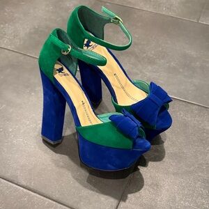 Shiekh Green and Blue Platform Bow Heels Poppy 6.5